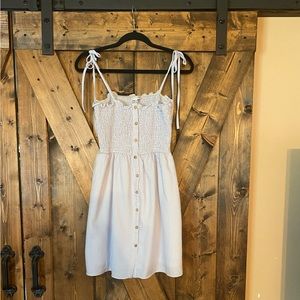 NWT Smocked dress with tie straps. Blue/White, size Large